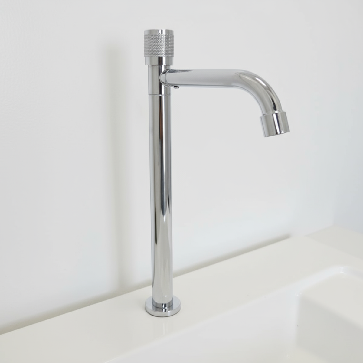 XSMF-8639 - Torneira de Água Fria Bica Alta Cromada - Imagem 2