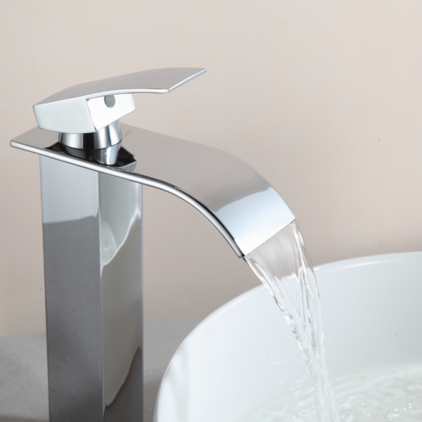Torneira De Água Fria Cascata Média Para Banheiro - Imagem 6